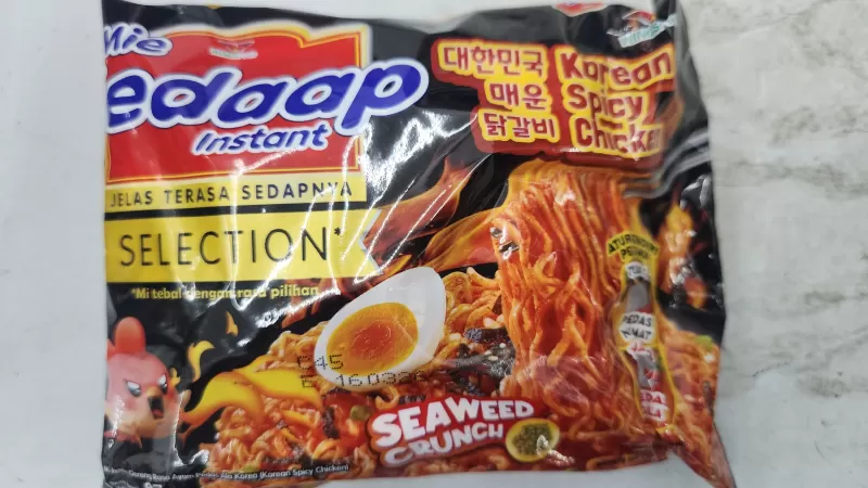 Mie Sedaap Korean Spicy Chicken